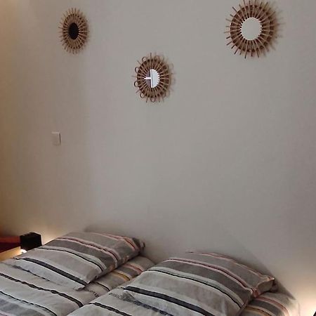 Appartamento Chez Ghys Eaux-Bonnes Esterno foto