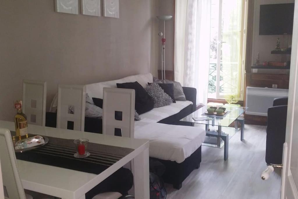 Appartamento Chez Ghys Eaux-Bonnes Esterno foto